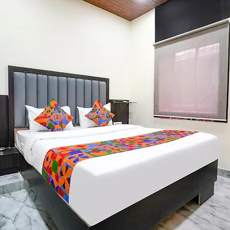 Fabexpress Gulshan Grand - Nr Gateway Of India